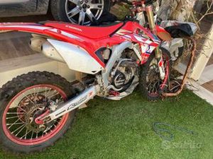 ENDURO CROSS HONDA CRF250R