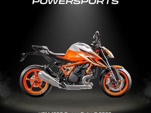 KTM 1290 SUPERDUKE R 2023 MODEL - KTM MAIN DEALER - NOW REDUCED! 2000 OFF!!