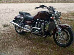 TRIUMPH - ROCKET 3 CLASSIC