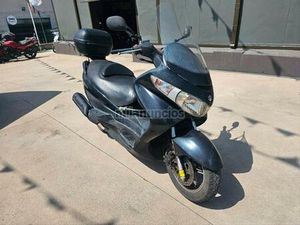 SUZUKI - BURGMAN 125