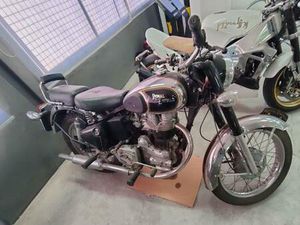 ROYAL ENFIELD - CLASSIC 500