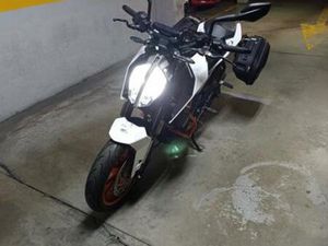 KTM - DUKE 390