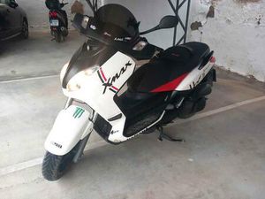 YAMAHA - XMAX 250