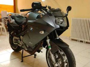 BMW - F800ST