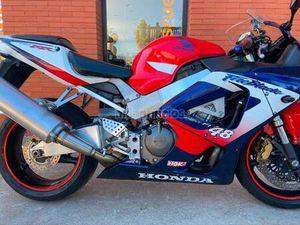 HONDA - CBR 900RR FIREBLADE