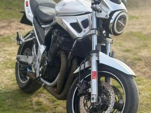 SUZUKI - BANDIT 650