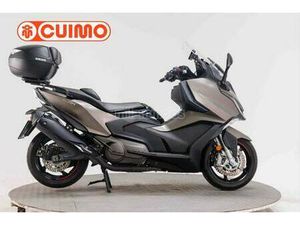 KYMCO - AK 550
