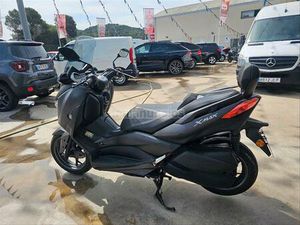 YAMAHA - XMAX 300