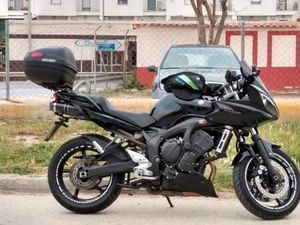 YAMAHA - FZ 600 FAZER S2