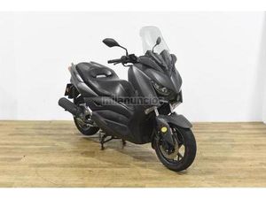 YAMAHA - XMAX 125