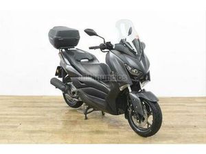 YAMAHA - XMAX 125