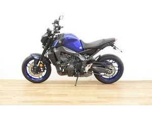YAMAHA - MT 09