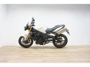 TRIUMPH - STREET TRIPLE R