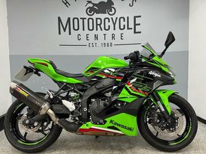 KAWASAKI NINJA ZX-4RR 400 SUPER SPORTS PETROL MANUAL EURO 5 (77 PS) 399 CC