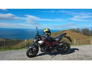 KAWASAKI - Z900 2025 VERSION A2