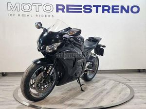 HONDA - CBR 1000RR FIREBLADE