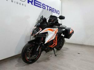 KTM - 1290 SUPER DUKE GT