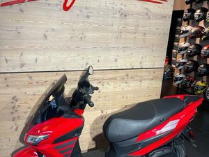 APRILIA SXR 50 4T E5+ INKL. GARANTIE// X-MAS SCHNÄPPCHEN