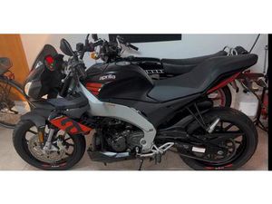 APRILIA TUONO 125 - 2019 - NEUER ZYLINDER - TOP ZUSTAND