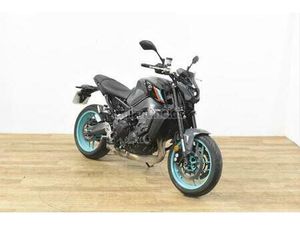 YAMAHA - MT 09