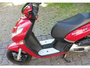 ROLLER 50 CCM PEUGEOT KISBEE 4 T, EZ.2023 + ZUB. + VERS.- 03.2026/