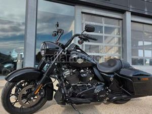 HARLEY DAVIDSON - ROAD KING