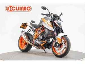 KTM - 1290 SUPER DUKE R