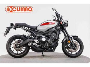 YAMAHA - XSR900