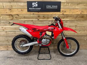 GAS GAS EC450F 2025 ENDURO BIKE ROAD REGISTERED