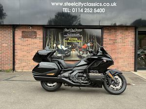 HONDA GL1800 GOLD WING TOUR EURO 5 1833 CC