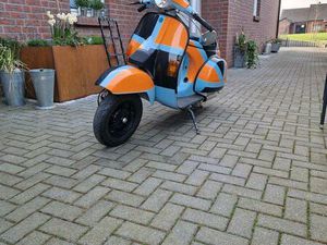 VESPA PX MALOSSI 220 UND VESPA PX 187 BGM