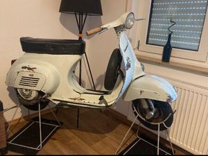 VESPA V50 1 SERIE OLACK ORIGINALLACK ORIGINALZUSTAND SAMMLERSTÜCK