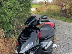 (PIAGGIO-NRG POWER)HIPER 2 AC 25PAPIERE