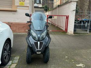 PIAGGIO MP3