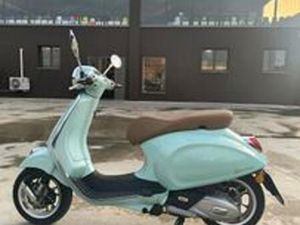 VESPA PRIMAVERA 125