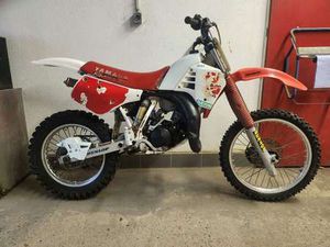 YAMAHA YZ 125