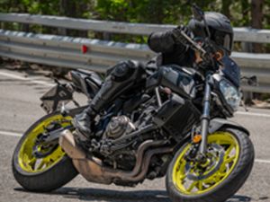 YAMAHA MT-07