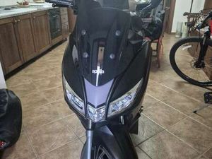 APRILIA SXR 50 NERO