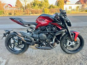 MV AGUSTA BRUTALE 800 RR