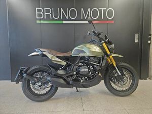MOTO MORINI SEIEMMEZZO SCR