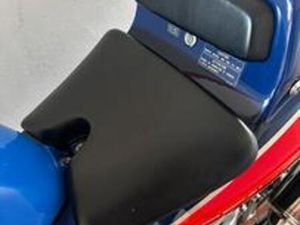 HONDA VFR 750 R RC 30