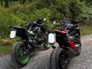 KAWASAKI Z800 (13 734KM)