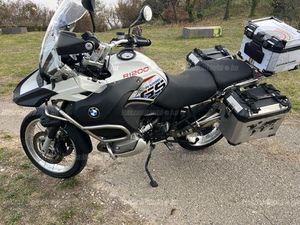 ADVENTURE. ABS. 3 DB DOBOZ