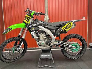 KAWASAKI KXF450