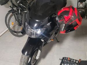 HONDA CBR600 F4 2001R A2 KĄTNA