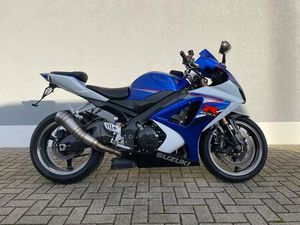 SUZUKI GSX-R 1000 K7