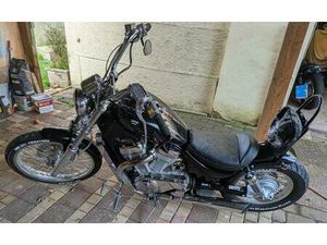 SUZUKI INTRUDER VS 800