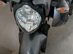 SUZUKI GLADIUS SFV 650 ABS