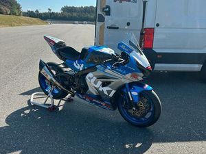 SUZUKI GSXR1000R RACEBIKE RENNMASCHINE