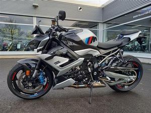 BMW M 1000 R
